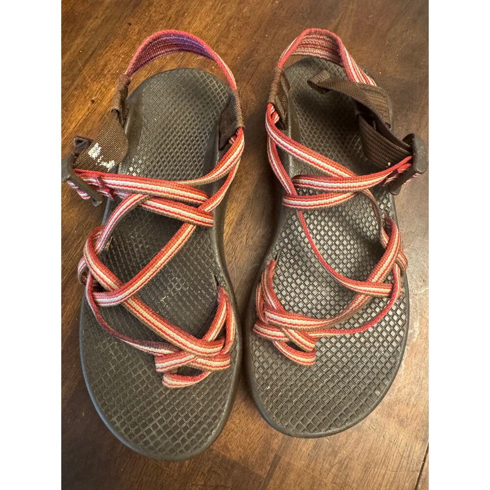Chaco women's Zx/s classic red sandals size 7